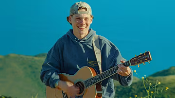 Maddox Batson live performance